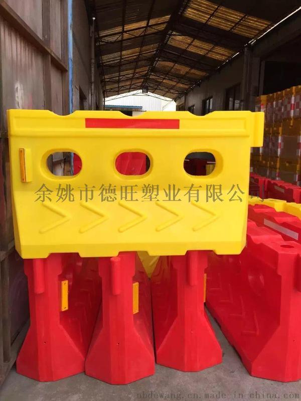深圳滚塑水马生产厂家、深圳滚塑防撞水马水马批发价格1.5X0.8米规格